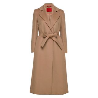 Max&Co camel colored coat, which is a favorite of Kate Middleton.