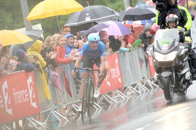 Ramunas Navardauskas (Garmin-Sharp) solos to the stage 19 victory