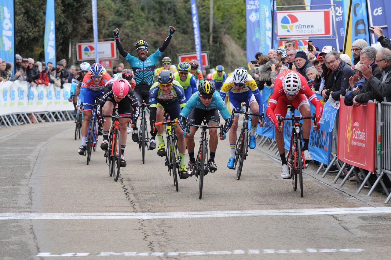 Bryan Coquard (Vital Concept) and Christophe Laporte (Cofidis) go head to head