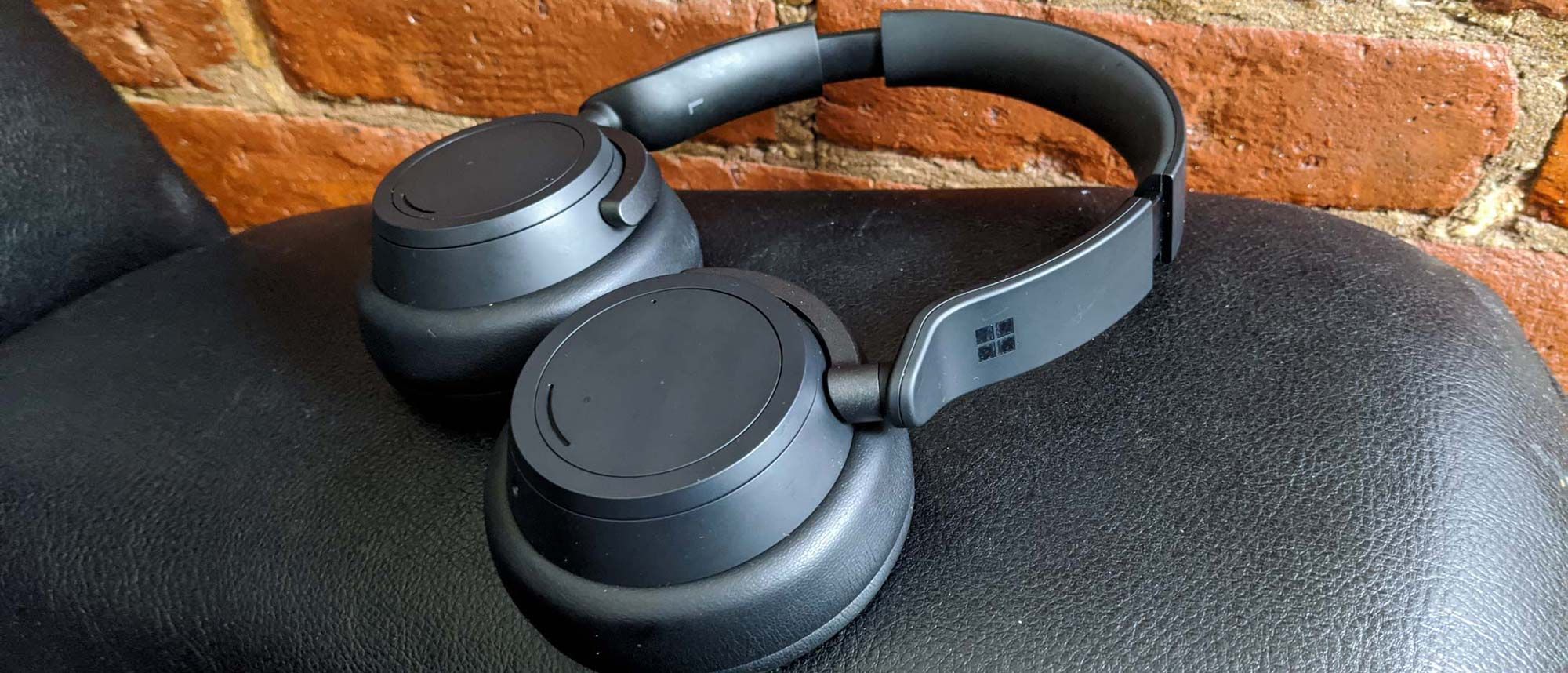 Microsoft Surface Headphones 2 review | Laptop Mag