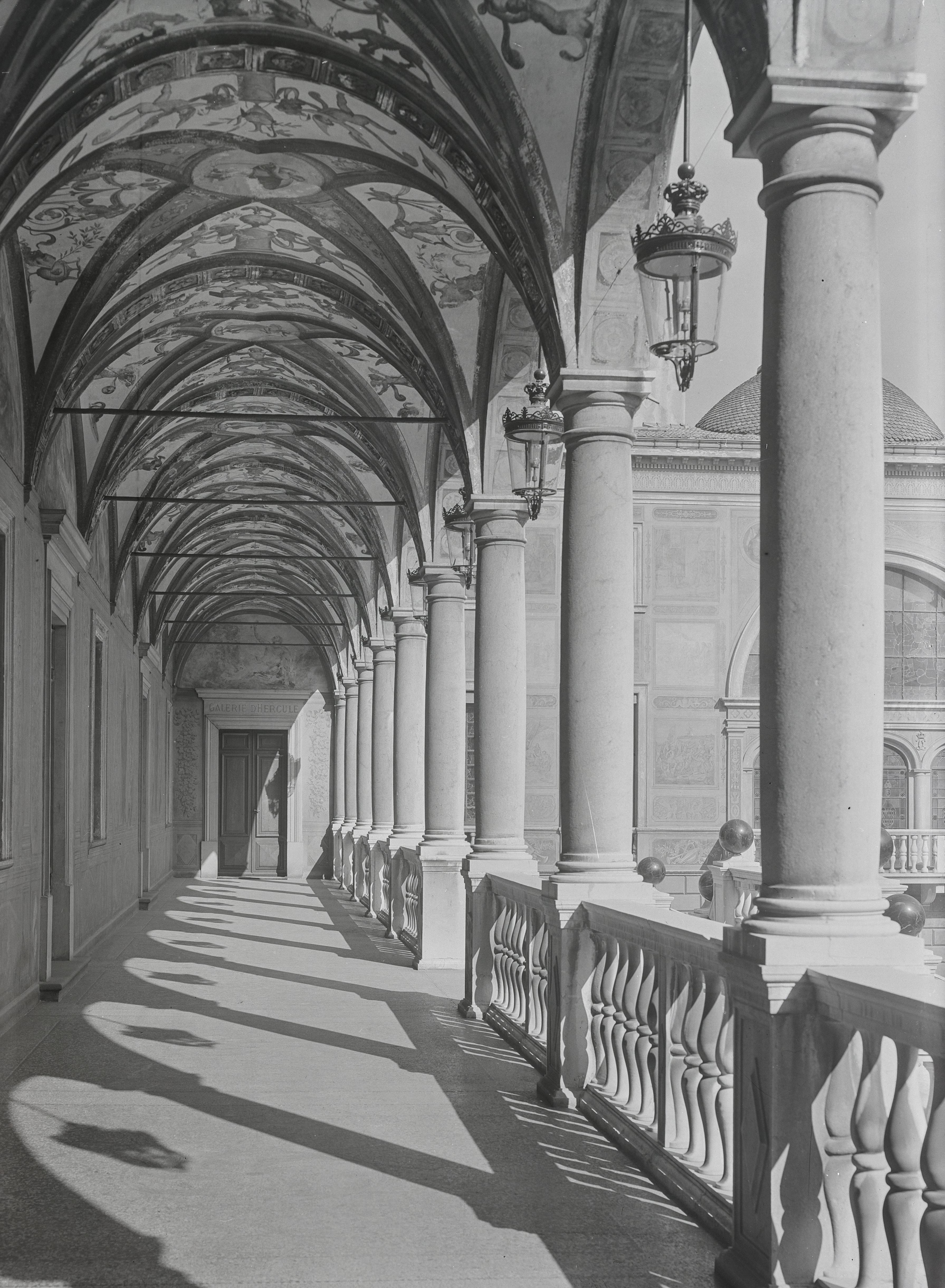 Geoffrey Roland Ballance's photographs of Monaco