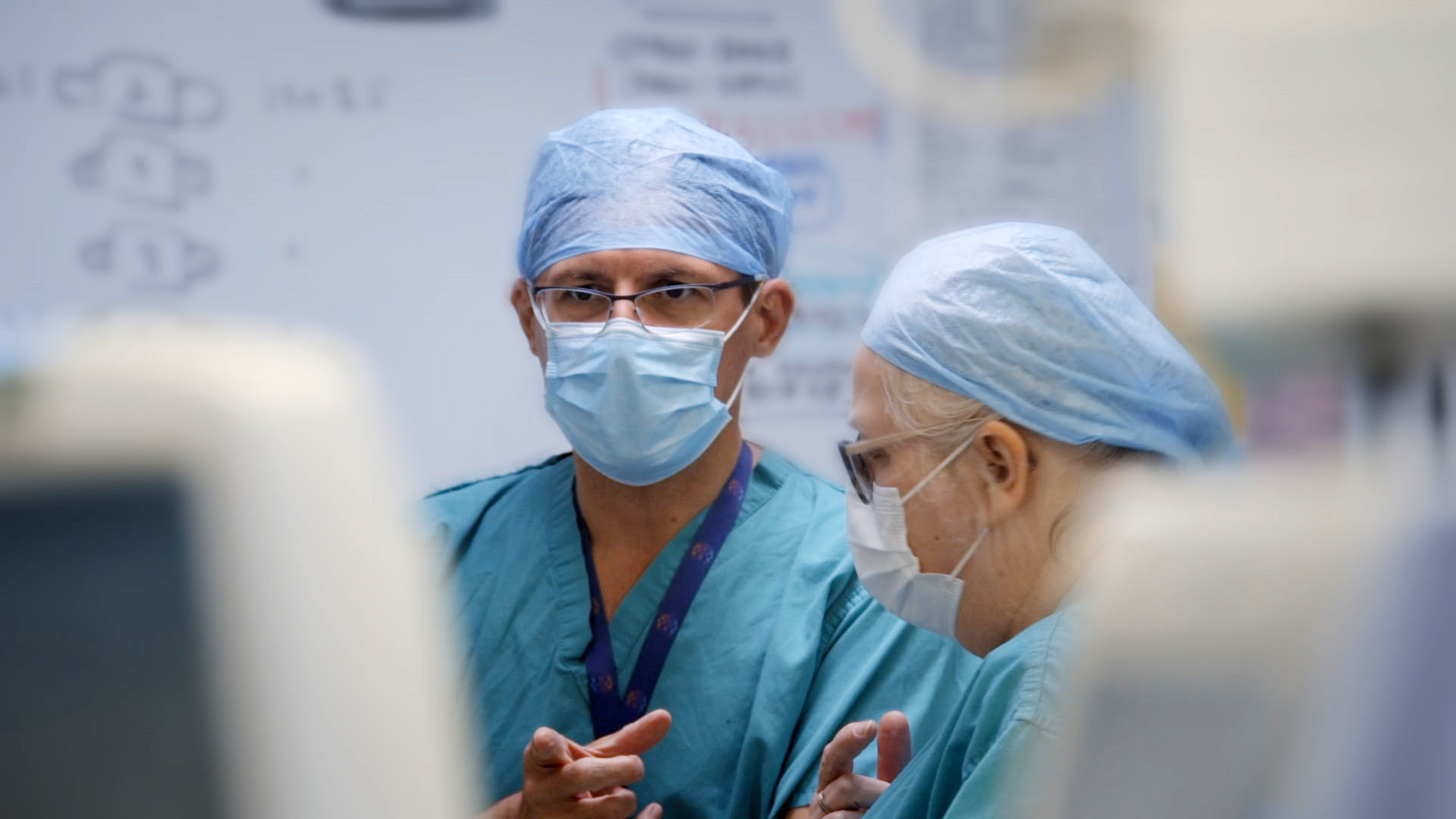Consultant Orthopaedic Surgeon Lee Van Rensburg in scrubs