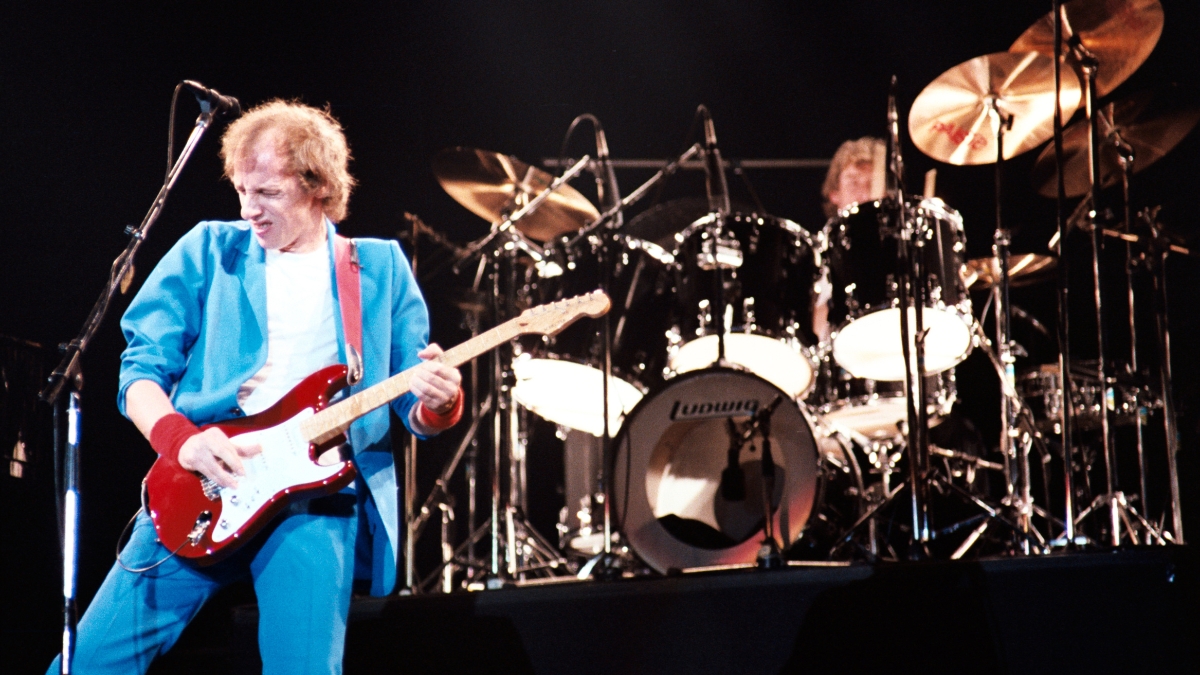 Mark Knopfler, Dire Straits, Brothers in Arms Tour, 12 July 1985 Wembley Arena.