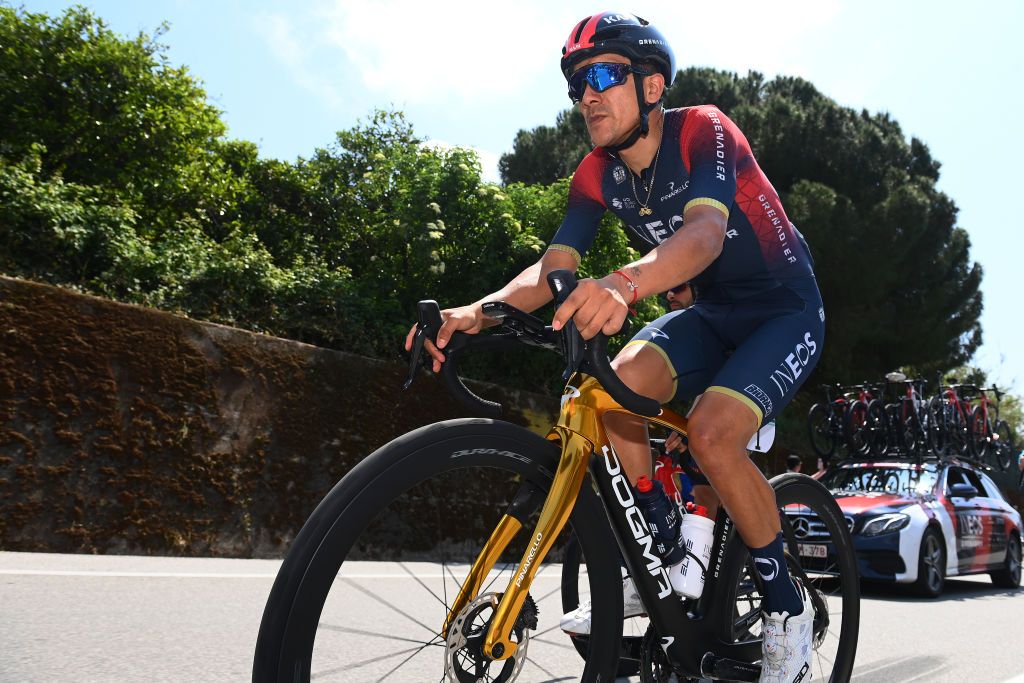 SCALEA ITALY MAY 12 Richard Carapaz of Ecuador and Team INEOS Grenadiers competes during the 105th Giro dItalia 2022 Stage 6 a 192km stage from Palmi to Scalea Giro WorldTour on May 12 2022 in Scalea Italy Photo by Tim de WaeleGetty Images