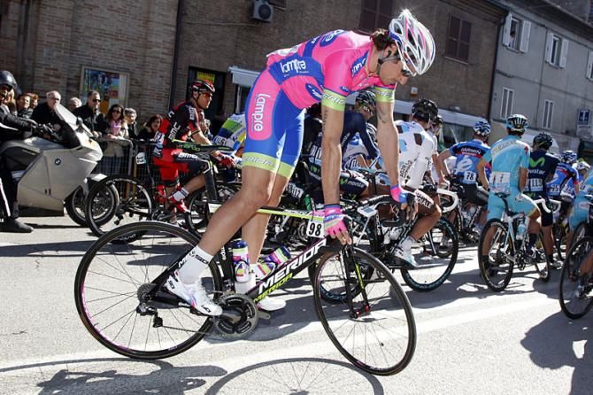 Filippo Pozzato (Lampre - Merida) practices his track stand