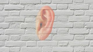 Ear ear