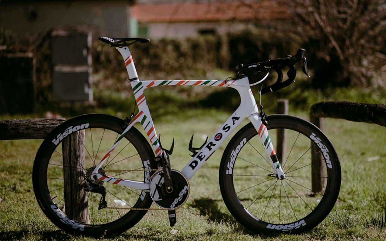 Conor Dunne is one of the few professional cyclists who stand over two metres tall