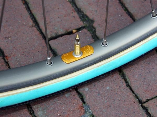 Regardless of what's on the label, this counterweight always identifies an Ambrosio rim.