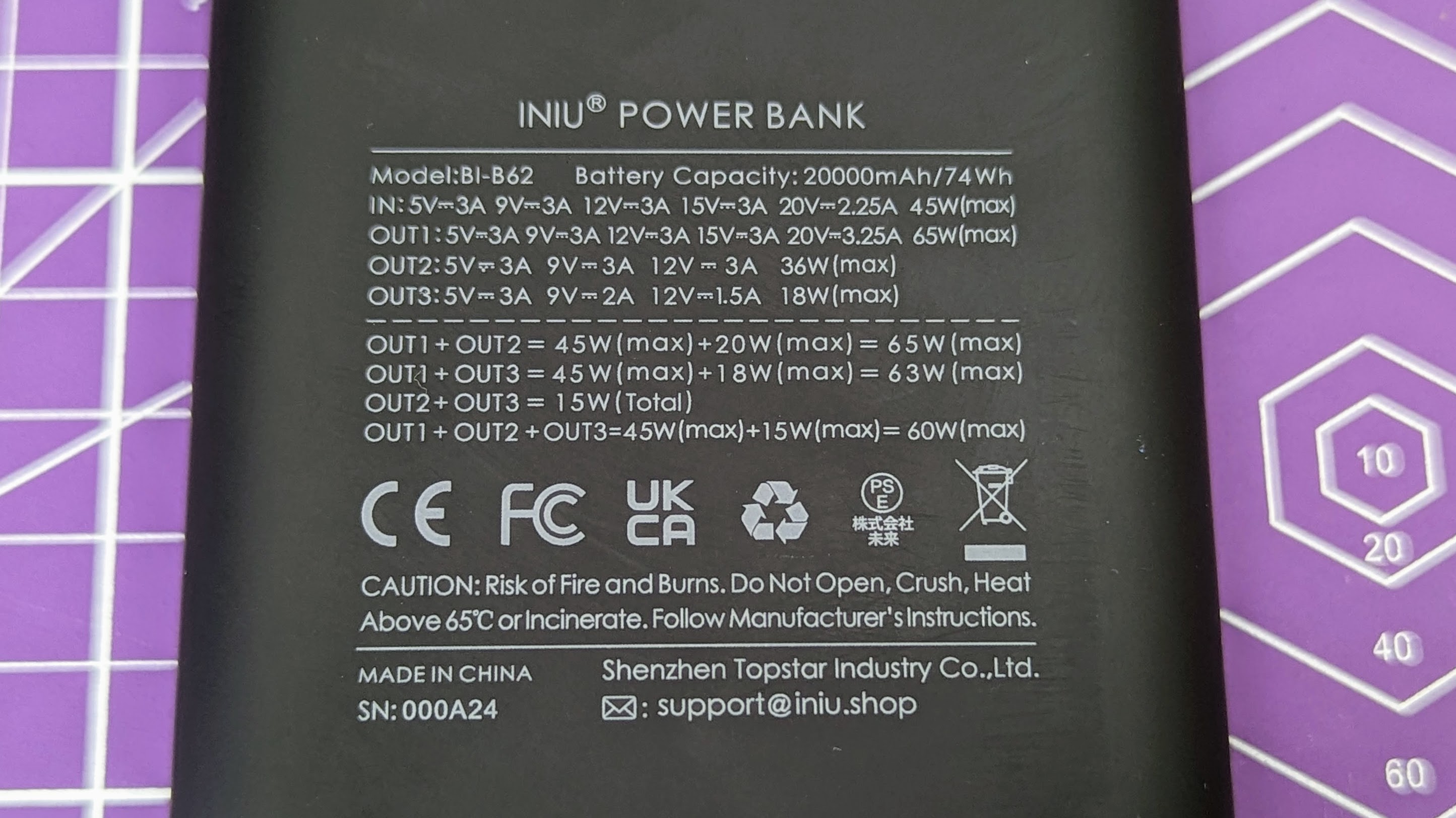 INIU B62 20,000mAh power bank