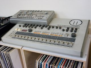 Roland tr-909