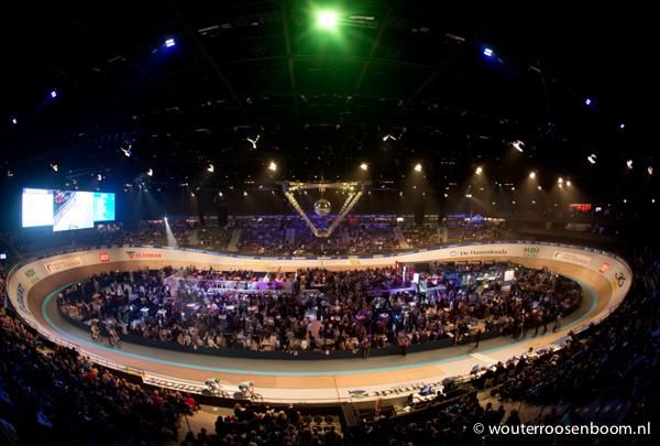Racing underway on Sunday afternoon for day 4 of the Rotterdam Six