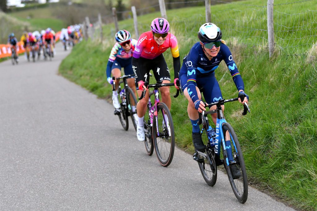 VALKENBURG NETHERLANDS APRIL 10 Annemiek Van Vleuten of Netherlands and Movistar Team passing through Keutenberg sector ahead of Demi Vollering of Netherlands and Team SD Worx and Katarzyna Niewiadoma of Poland and Team CanyonSram Racingduring the 8th Amstel Gold Race Ladies Edition 2022 a 1285km one day race from Maastricht to Valkenburg UCIWWT AGR2022 on April 10 2022 in Valkenburg Netherlands Photo by Luc ClaessenGetty Images