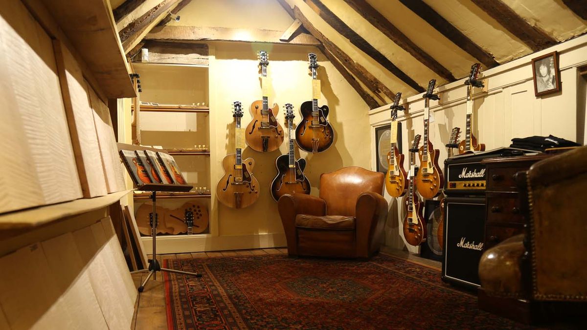 The plush Made 2 Measure showroom