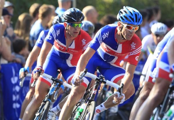 Millar (nearest camera) in action for Great Britain at the 2011 Road World Championships