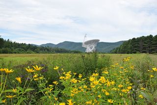 A photograph of the Green Bank Telescope taken in July 2020.
