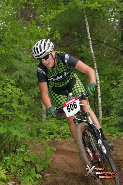 Sarah Agena (Hidden Bay/ Ciderboys) chases down the leader
