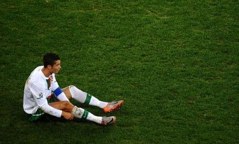 Portugal&amp;#039;s Christiano Ronaldo is one of many World Cup players known to draw referee&amp;#039;s calls with bits of dramatics