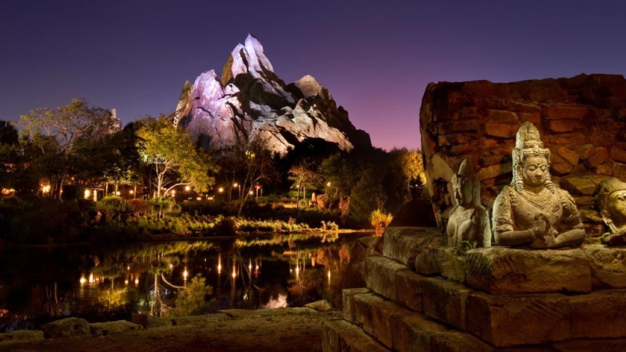 DIsney&#039;s Animal Kingdom Expedition Everest at twilight.