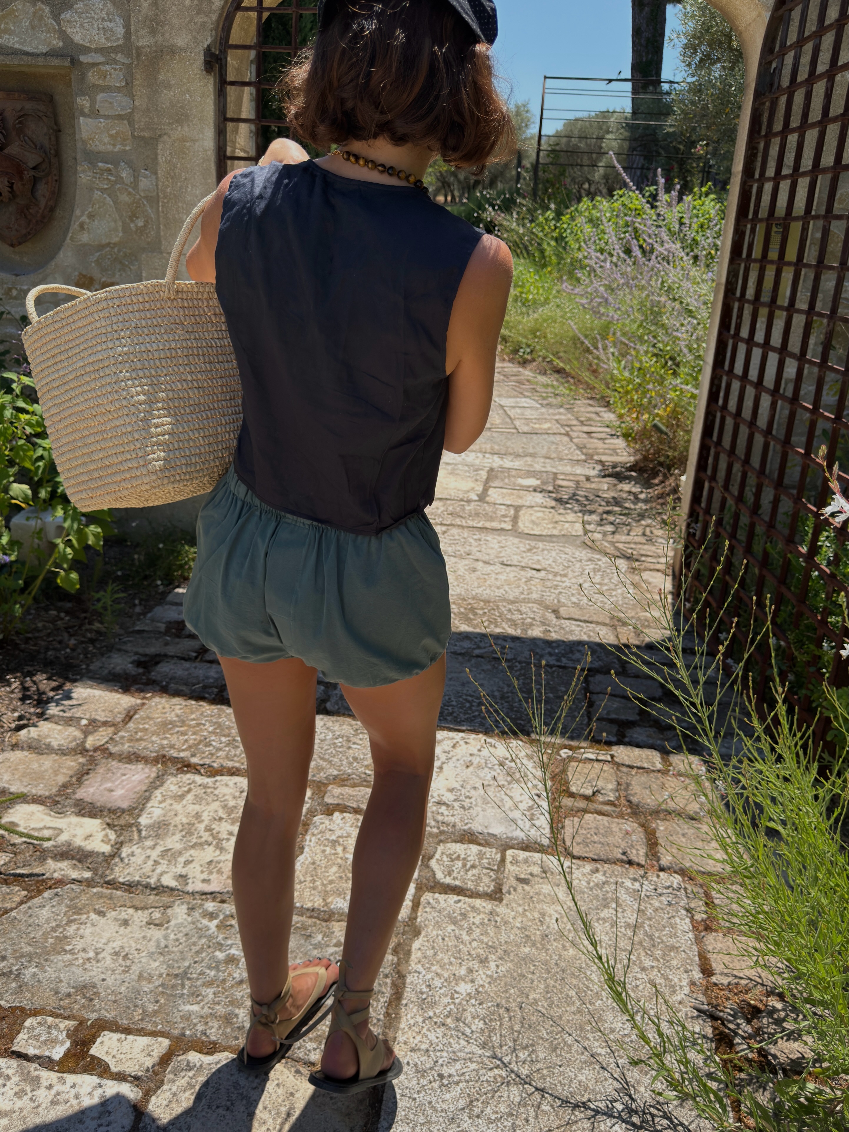 Balloon shorts outfits