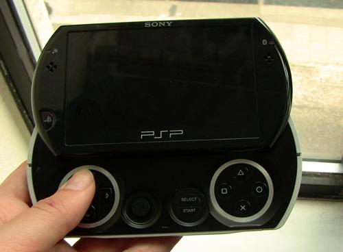 Sony unveils 'Next Generation Portable,' the new PSP - CNET