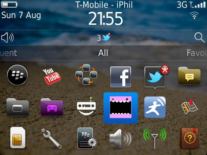 BlackBerry bold 9900 review: os 7