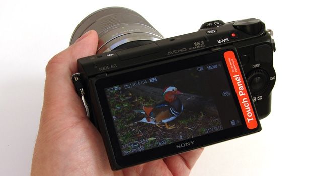 Sony NEX-R5 review