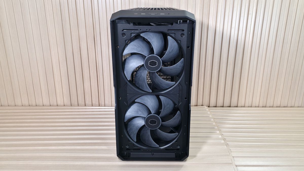 Cooler Master HAF II 500 - Interior images