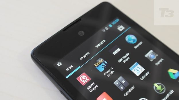YotaPhone review