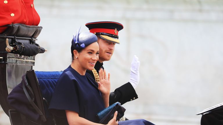 Uniform, Event, Tradition, Headgear, Gesture,