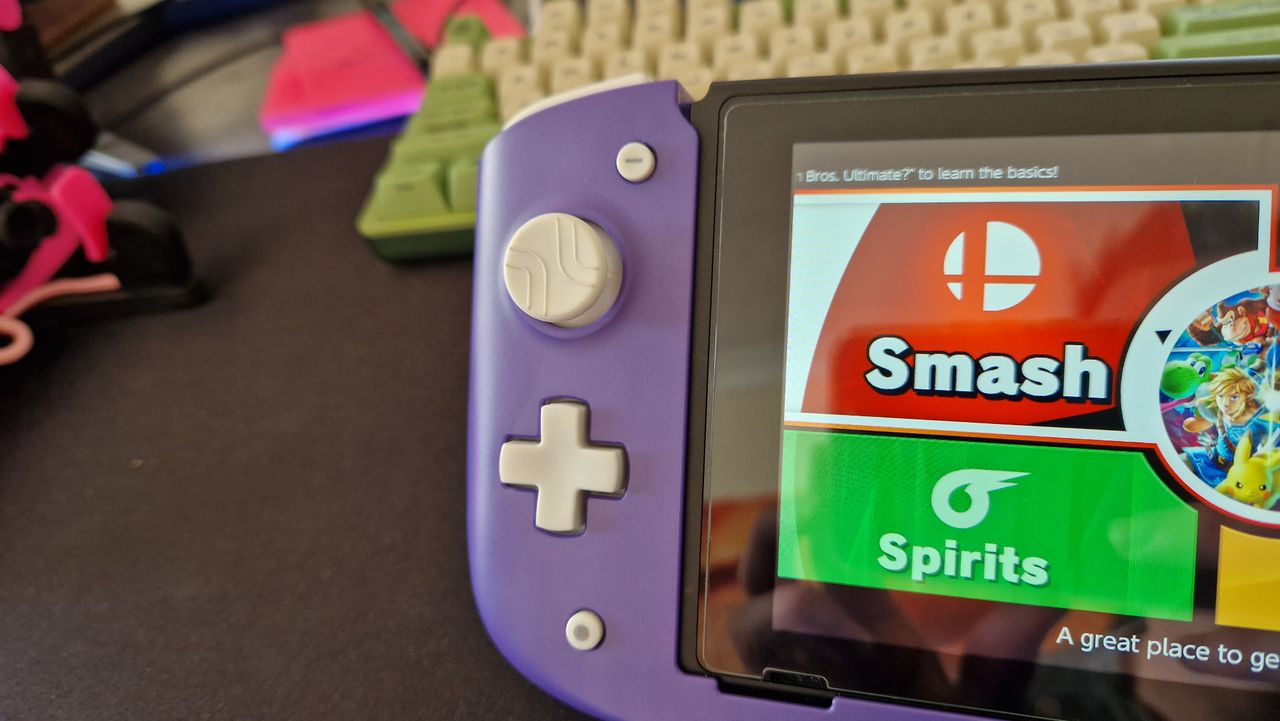 Nitro Deck's left hand side showing the d-[ad and thumbstick