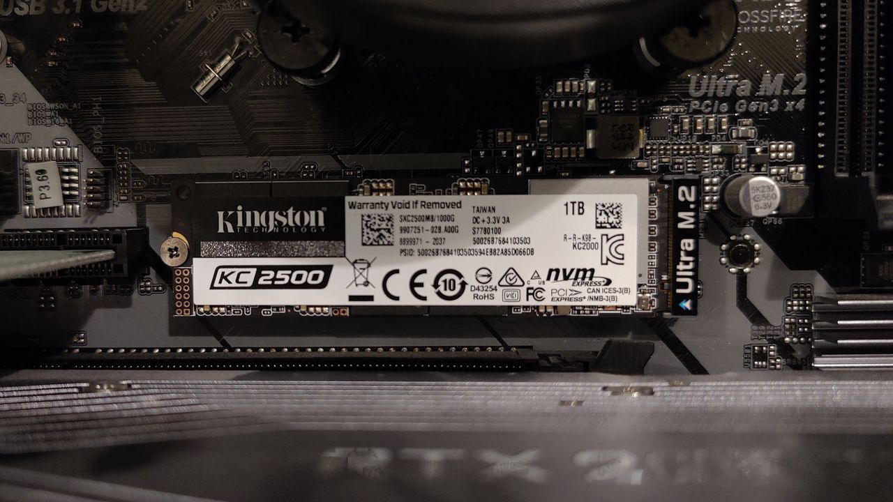 Kingston KC2500 M.2 NVMe SSD Review