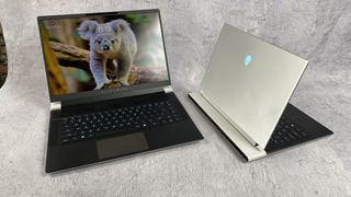 Alienware M18