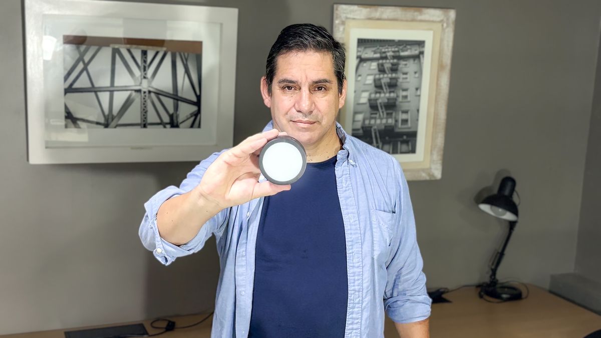 The end of deepfakes: A UK startup “fingerprinting” light to prove what’s real could crush global misinformation and $75 billion video piracy market