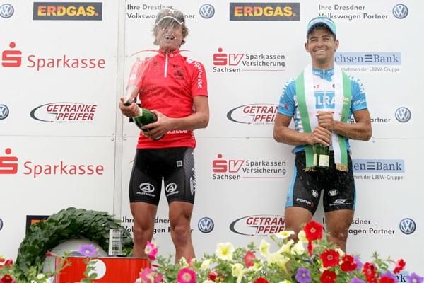 Sinkewitz (l) and Thomas Fothen on the podium.
