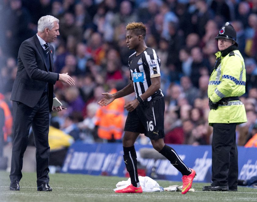 Rolando Aarons and Alan Pardew at Newcastle in 2014