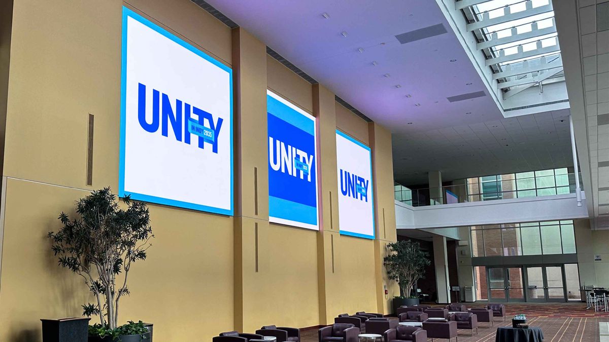 Indiana Convention Center Entrance with dvLED Displays