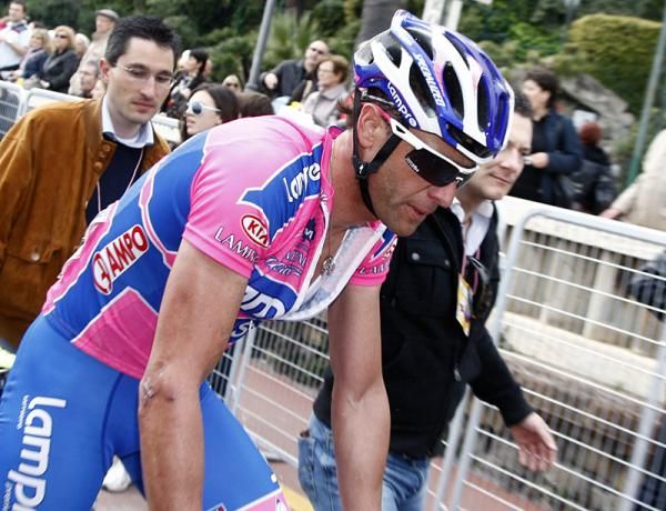 2005 winner Alessandro Petacchi would finish the 2011 edition in 12th place.