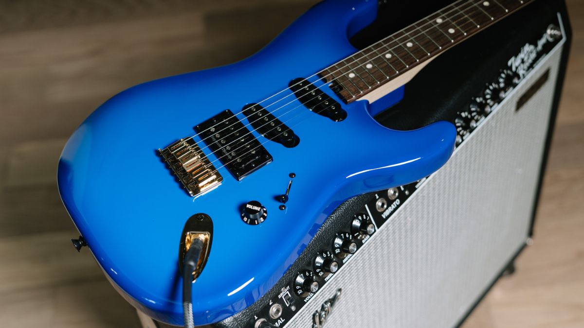 Charvel Jake E. Lee Signature Pro-Mod San Dimas Style 1 HSS HT RW