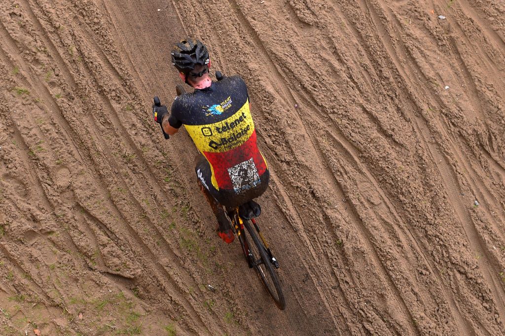 Toon Aerts (Telenet Baloise Lions) on his way to victory
