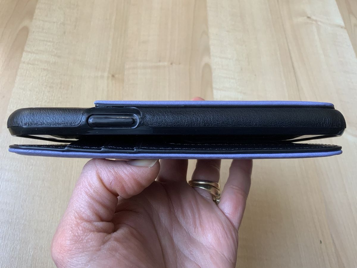 SENA Wallet Book Case