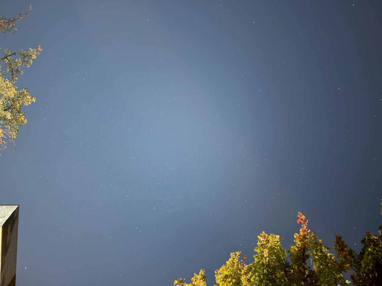Apple iPhone 17 Pro astrophotography sample.