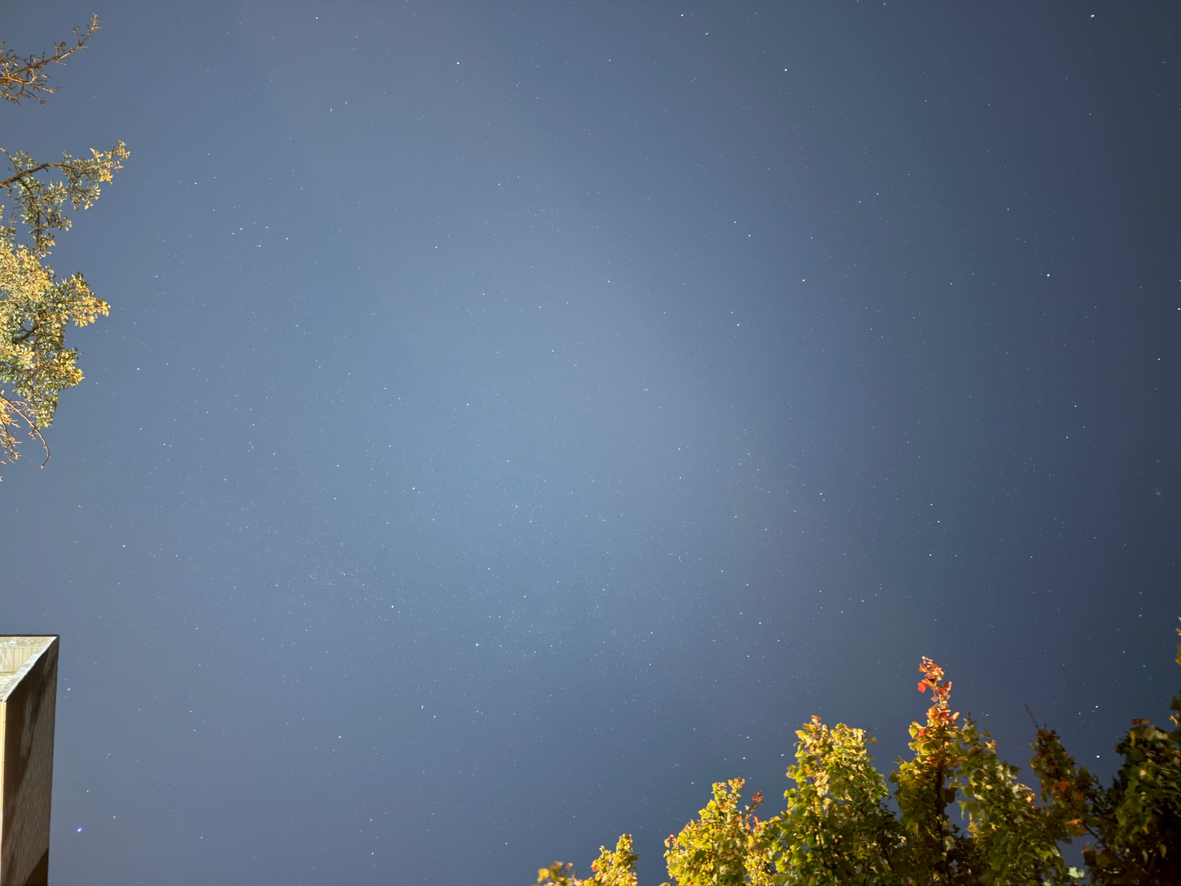 Apple iPhone 17 Pro astrophotography sample.