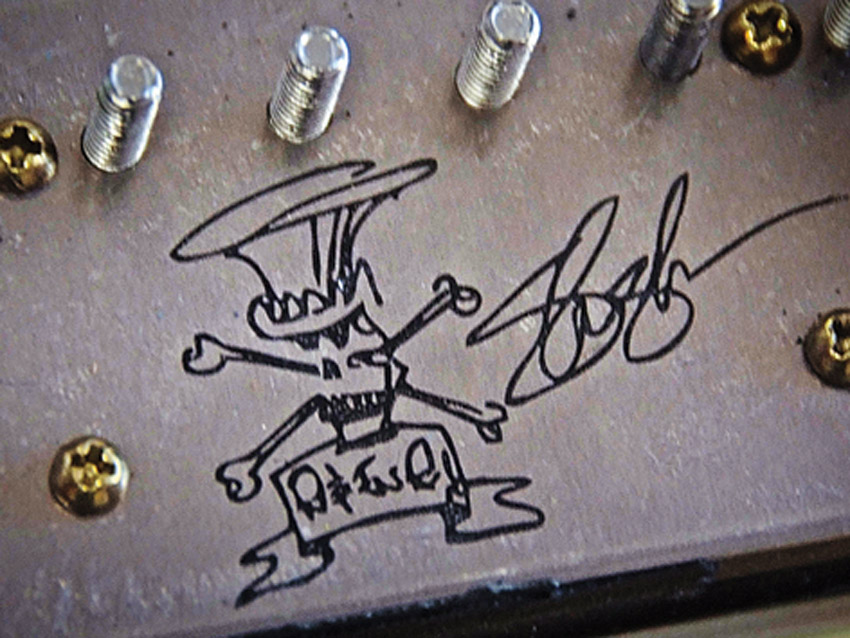 Complete with Slash logo on the base.