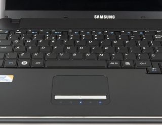 Samsung x520 build