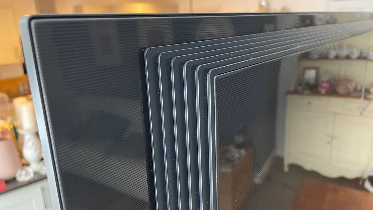 8K OLED TV: LG OLED77Z3