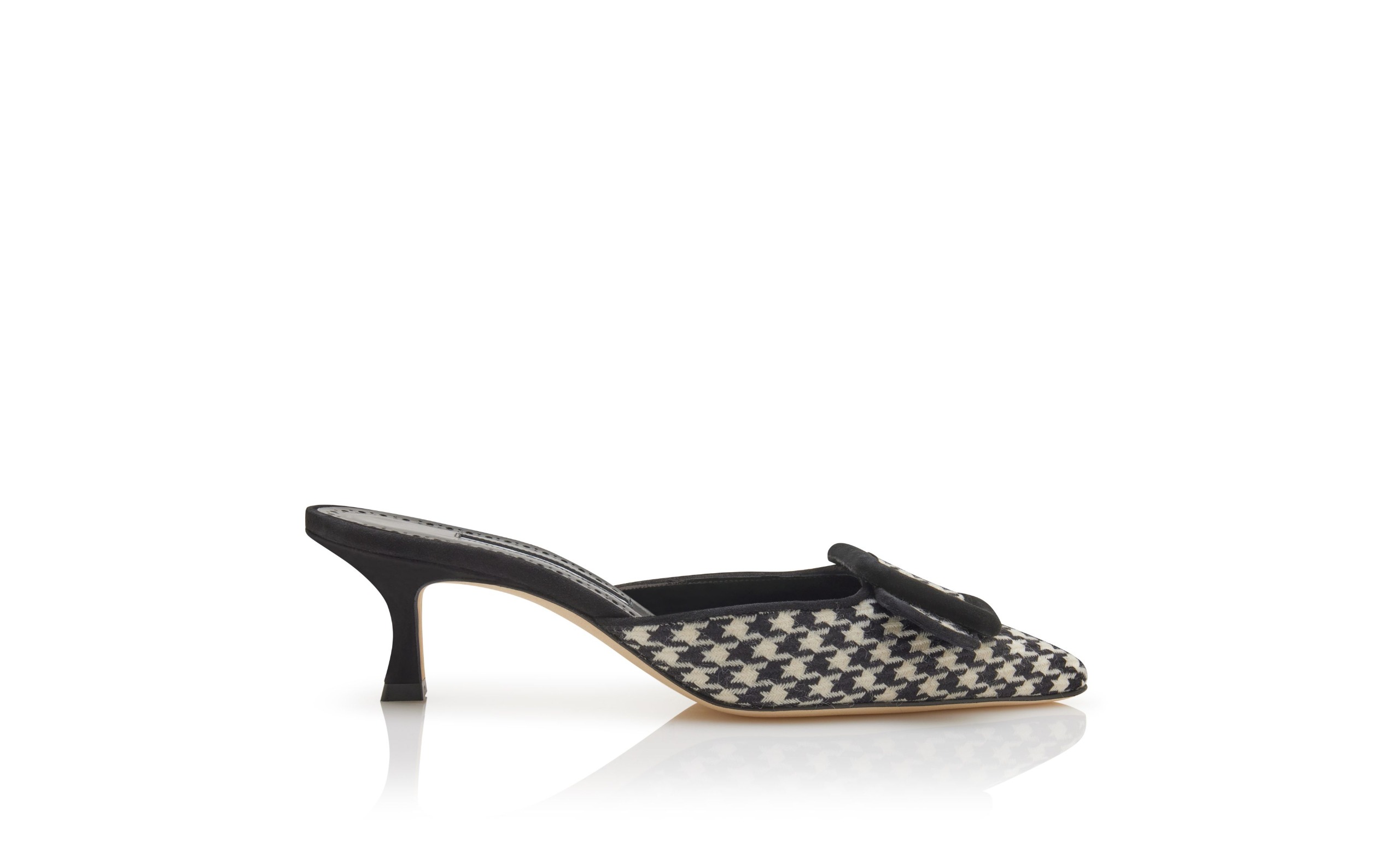 Manolo Blahnik, Maysalebi