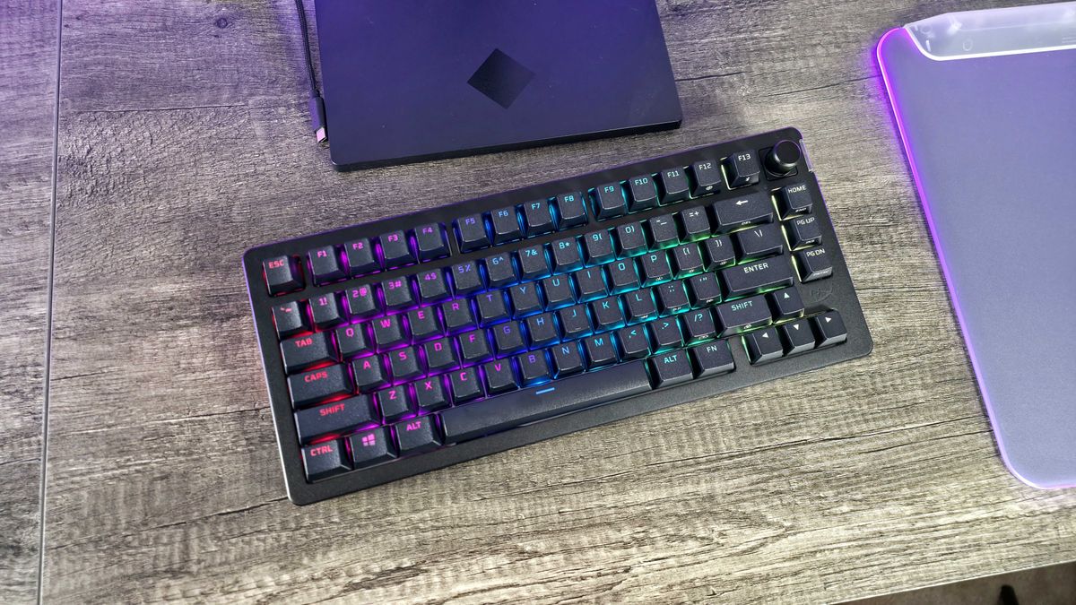 Image of the HyperX Alloy Rise 75 Wireless gaming keyboard.
