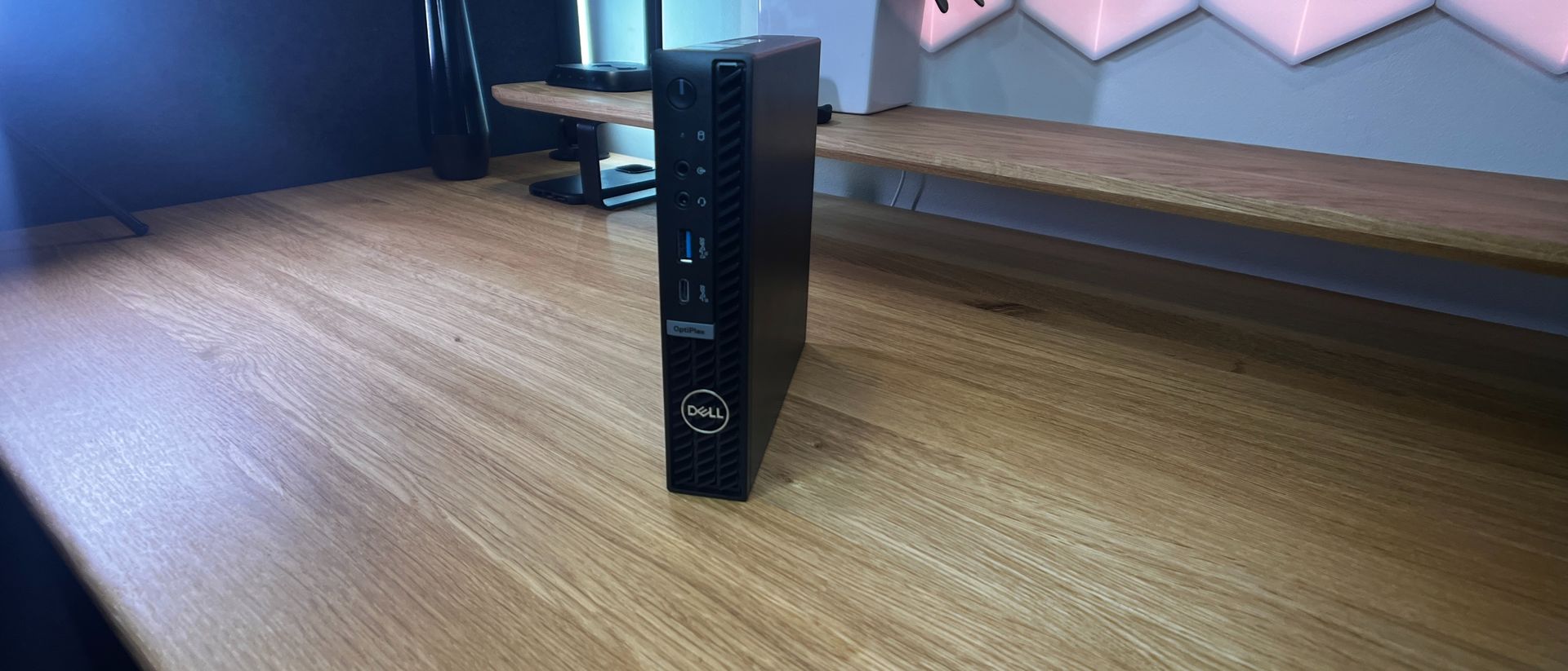 Dell Optiplex 7010 Micro Plus Review Techradar Dell Optiplex 7010 Micro Plus Review Techradar