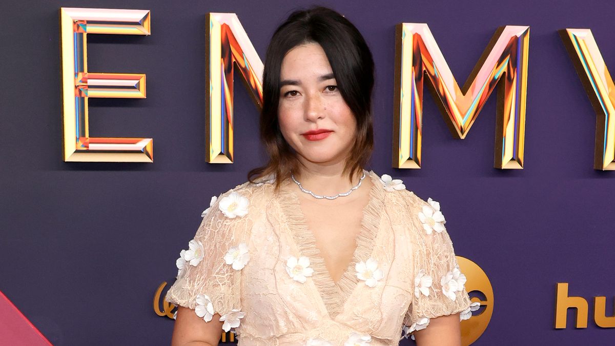 Maya Erskine Channels a Freshly Picked Daisy at the 2024 Emmys