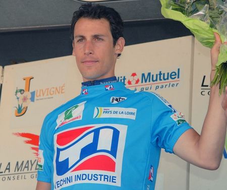 Antoine Dalibard (Bretagne - Schuller) leads the sprints classification.